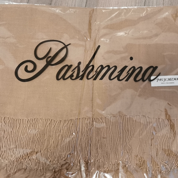 Scarf - Picture 2 of 2